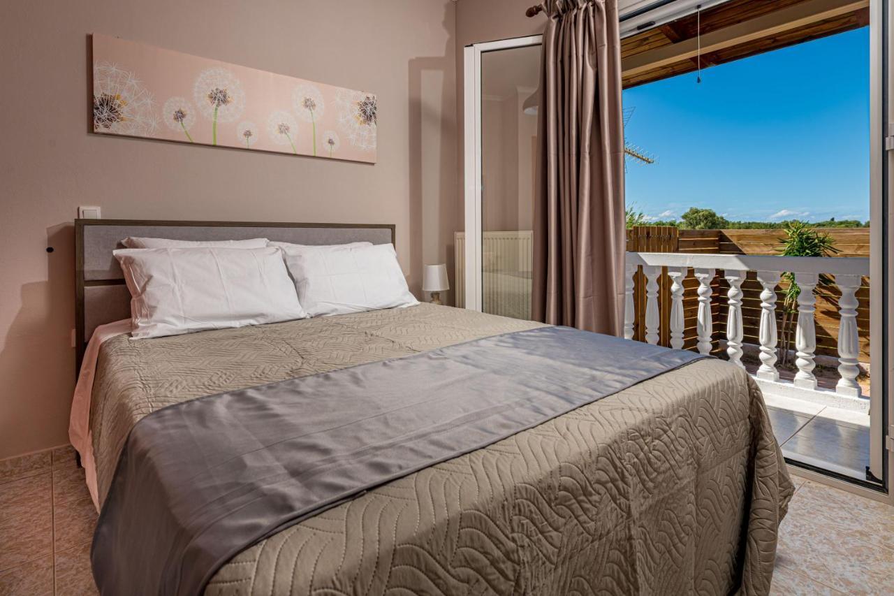 Blossom Villa Laganas Exterior photo