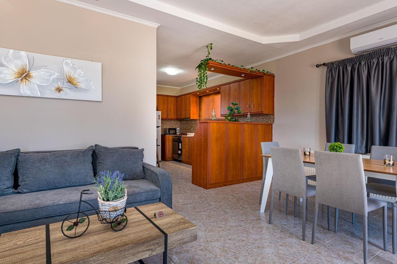 Blossom Villa Laganas Exterior photo