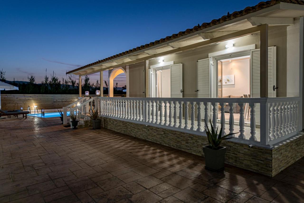 Blossom Villa Laganas Exterior photo