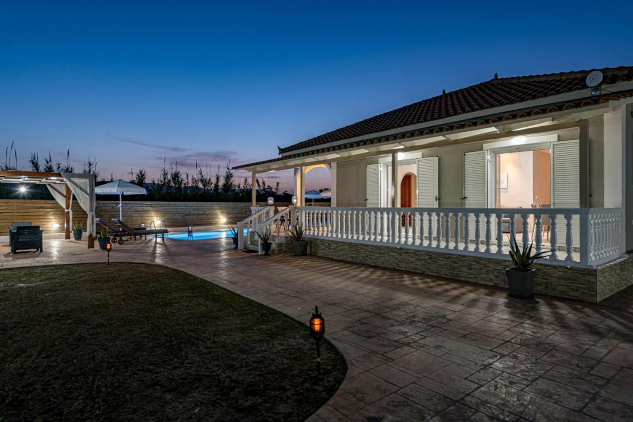 Blossom Villa Laganas Exterior photo
