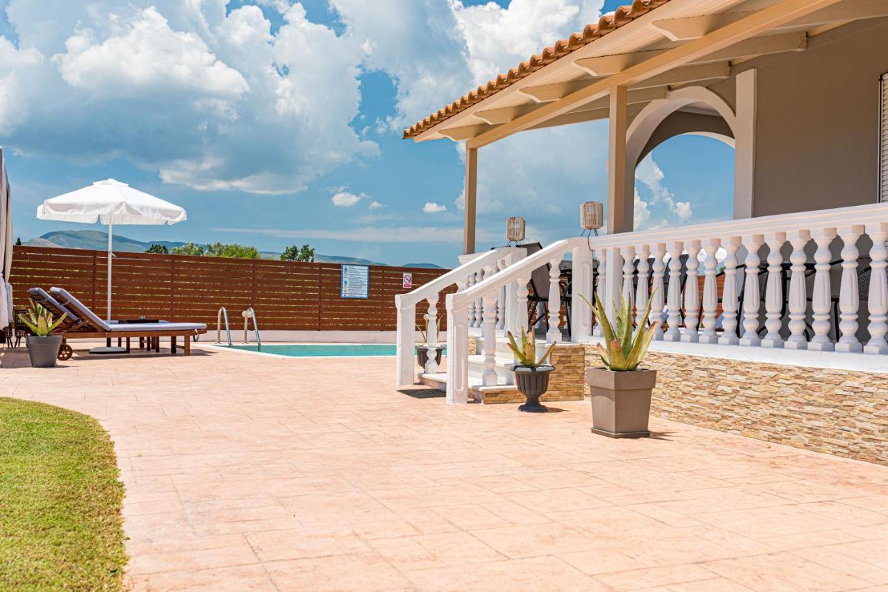 Blossom Villa Laganas Exterior photo